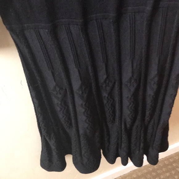Black Vince sweater dress - Picture 3 of 5